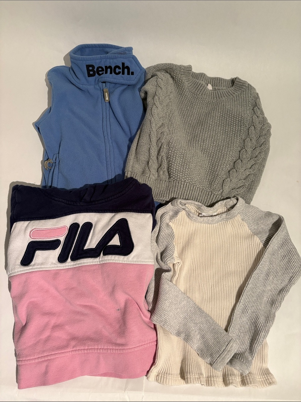 Girls bundle of 12 sweaters (3 to 6t) - Picture 10 of 12